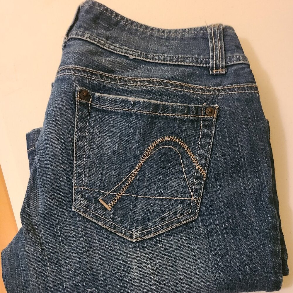 Guess Riviera  - Women's Flare Leg Jeans